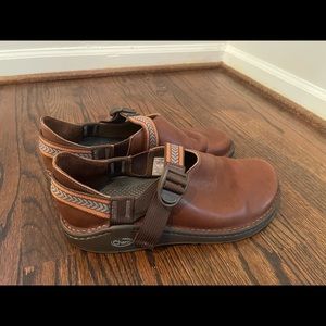 Chaco clogs, vibram soles, brown size 12. Perfect for people who stand all day